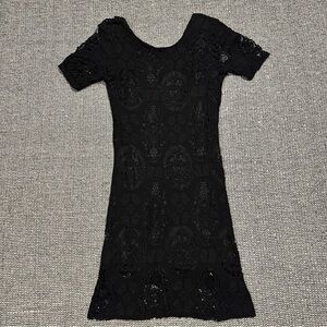 Chic Black Lace Dress